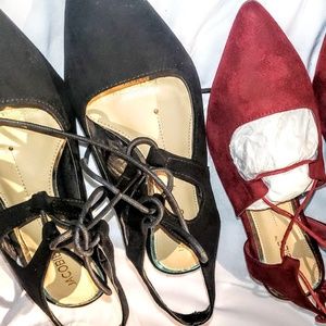 2 Paires, Never Worn Size 6.5 Black & Maroon